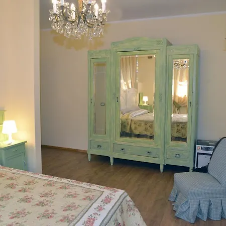 Lavanda E Rosmarino Couette-café 4*